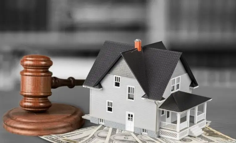 محامي ورث في الرياض